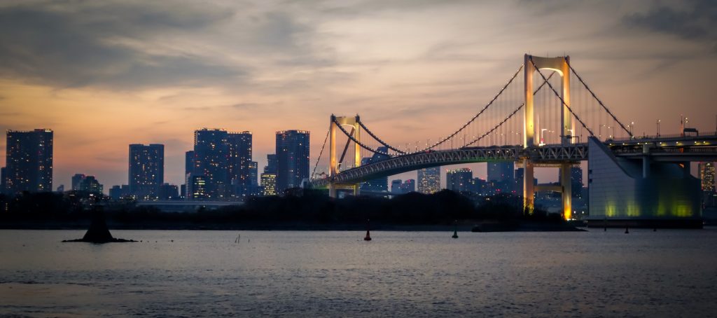 Coucher de soleil sur la rivière Sumida, Odaiba, Tokyo